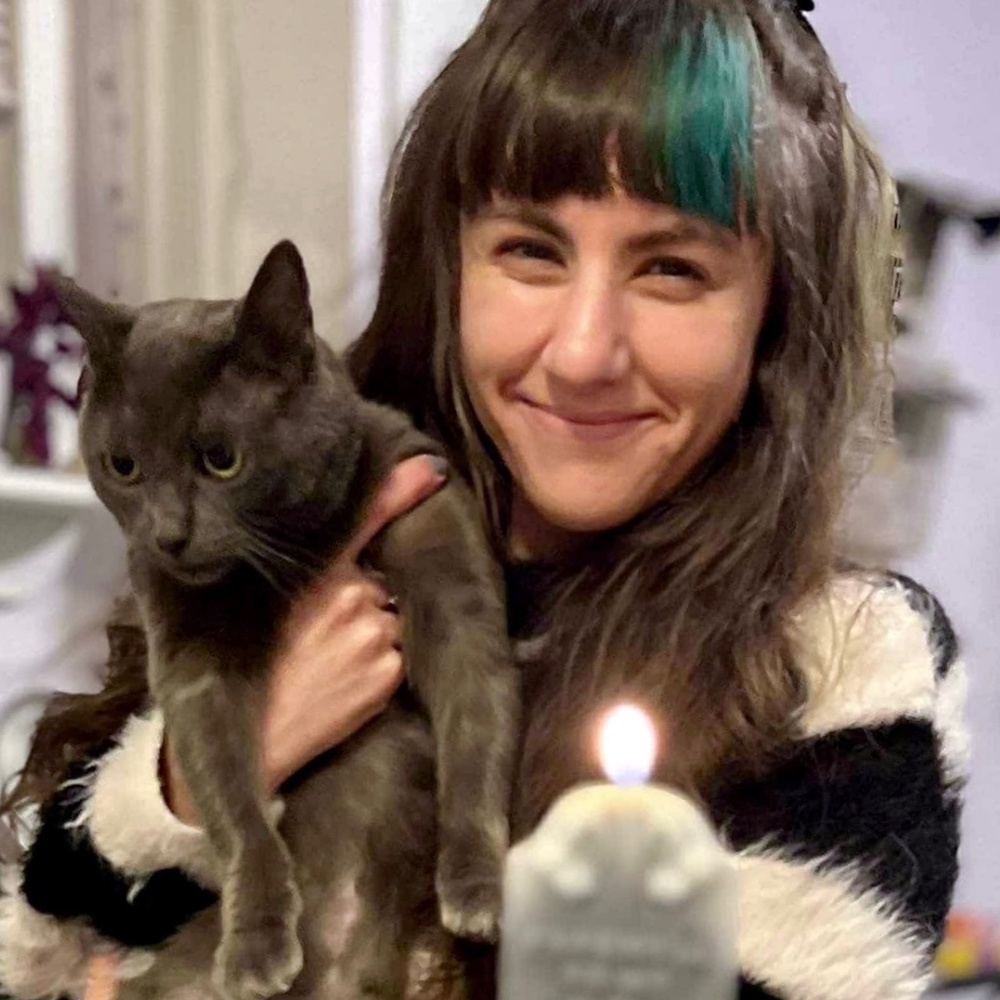 Meet your Posher, Melissa